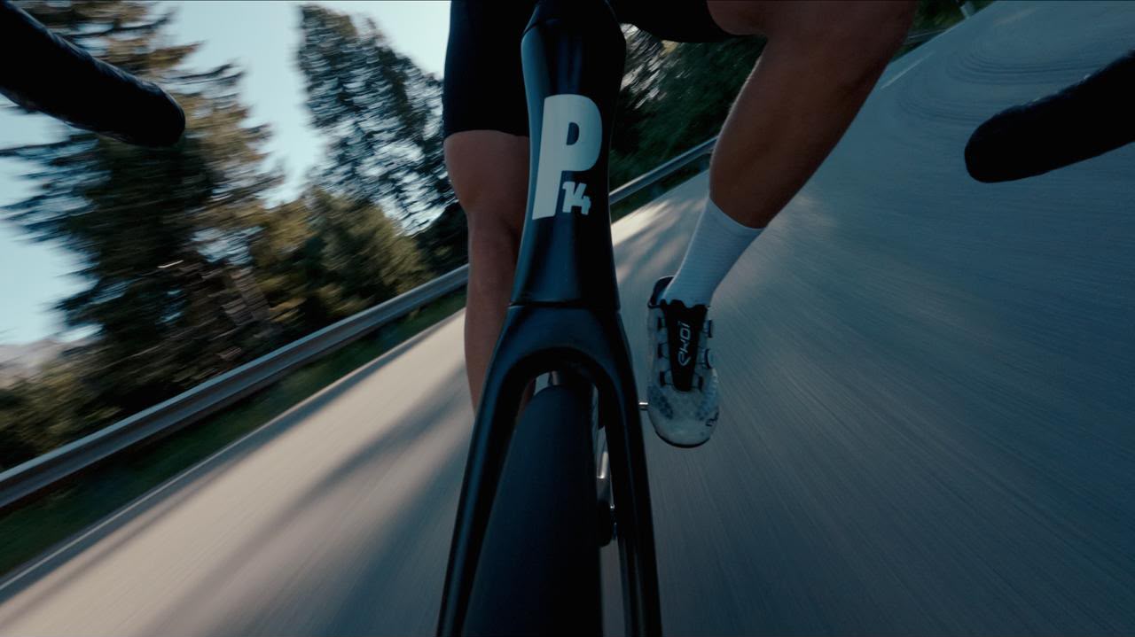 Ripresa dinamica di una produzione video ciclistica